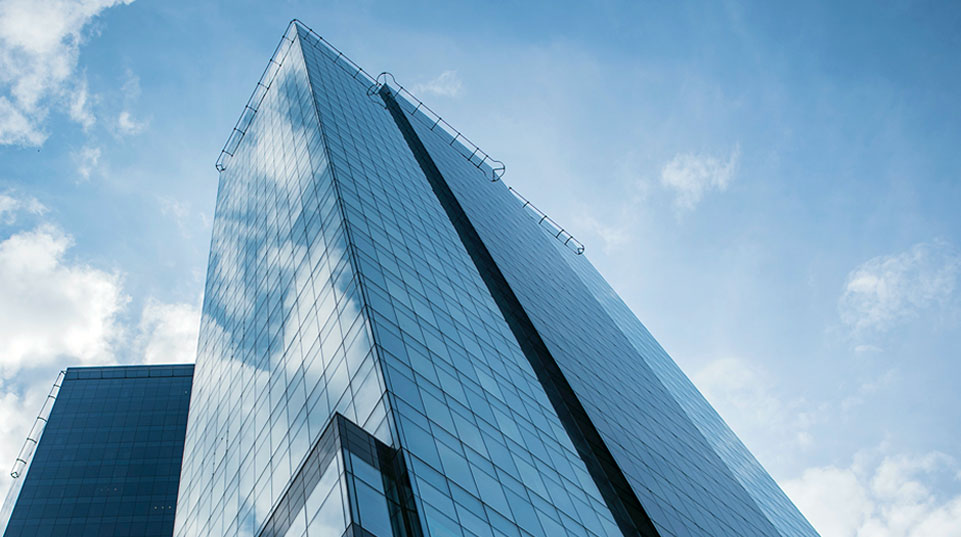 坐落于中國第一個石油基地――玉門，是生產(chǎn)各類真空油脂和特種潤滑脂的專業(yè)公司，集研究、開發(fā)、生產(chǎn)于一體的生產(chǎn)經(jīng)營企業(yè)。具有幾十年專業(yè)生產(chǎn)真空油脂和特種潤滑脂的生產(chǎn)經(jīng)驗，具有先進的硬件設施－分子蒸餾裝置，可以使石油餾分低溫下切割到極窄流程，保證真空油脂產(chǎn)品性能，也具有國內先進的真空脂類產(chǎn)品的生產(chǎn)系統(tǒng)。不僅生產(chǎn)窄餾分、高粘度指數(shù)、低飽和蒸氣壓和極限壓強的礦物型擴散泵油、增壓泵油和真空泵油系列，還生產(chǎn)高質量的具有良好的塑性指標低飽和蒸氣壓、附著力強、密封性能好...